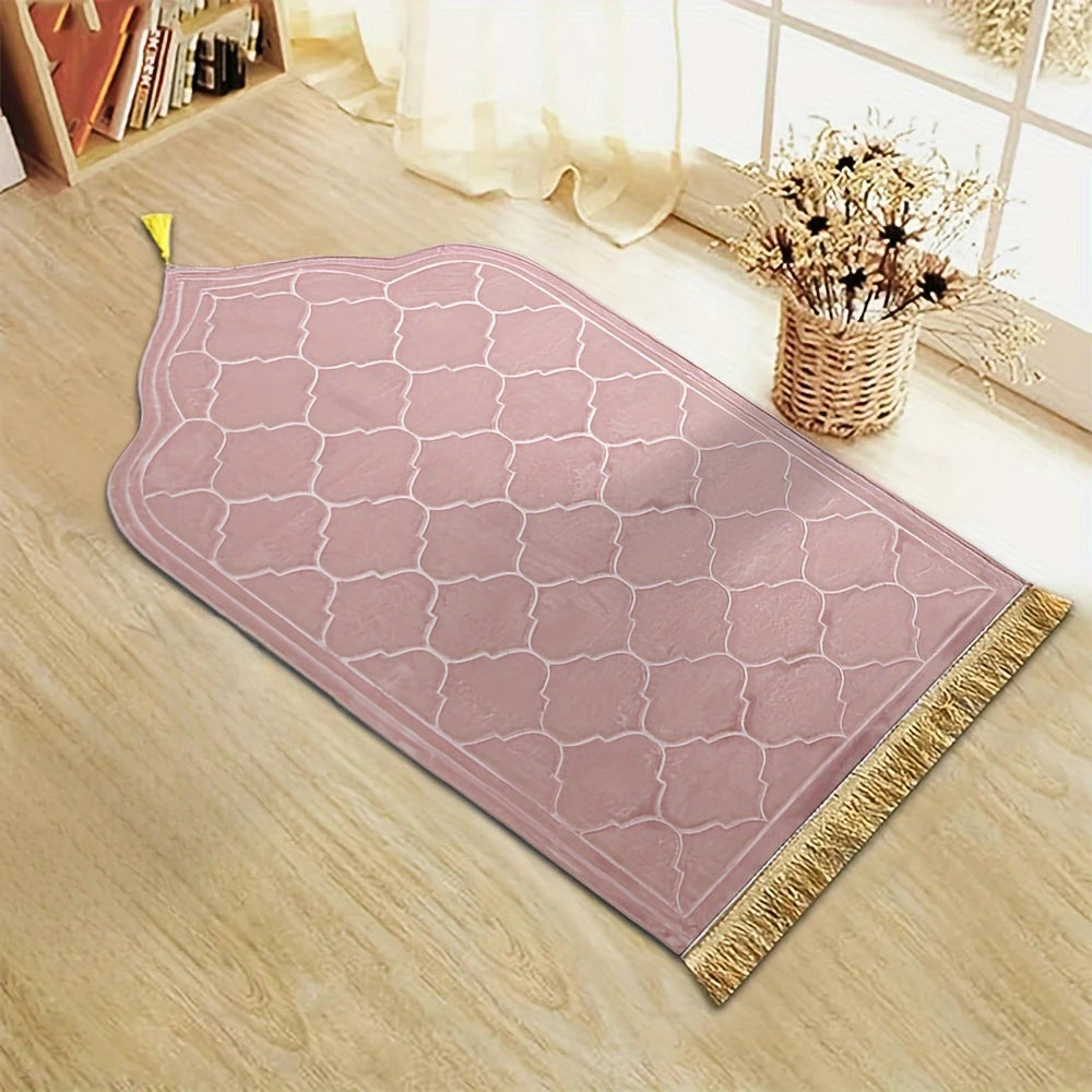 Muslim Prayer Mat with Tassels – Soft Flannel, Elegant Print Design