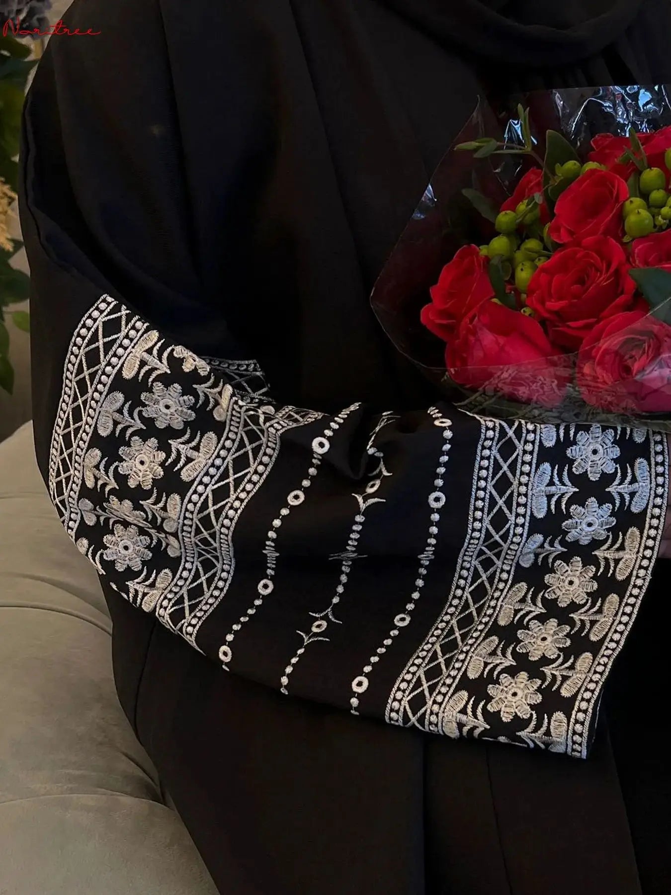 Embroidered Abaya Kimono-Style Oversized Robe with Belt for Muslim Women