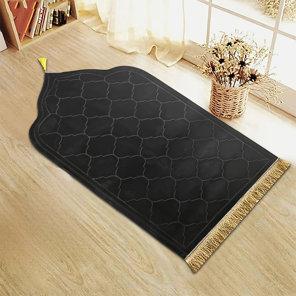 Muslim Prayer Mat with Tassels – Soft Flannel, Elegant Print Design