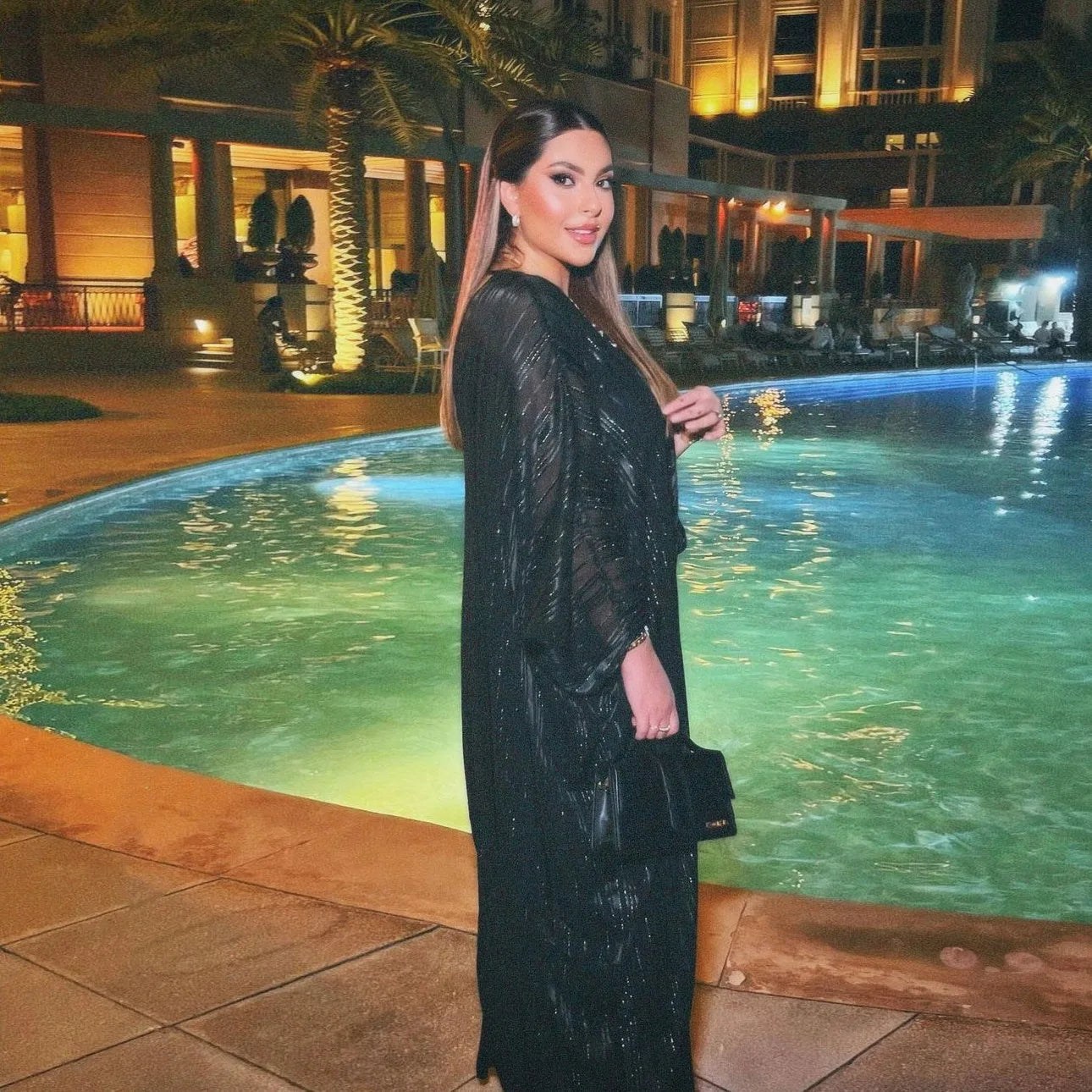 ✨ 2025 Luxe Shine Abaya Set – 2-Piece Modest Kaftan with Batwing Sleeves | Dubai-Inspired Evening Glam ✨