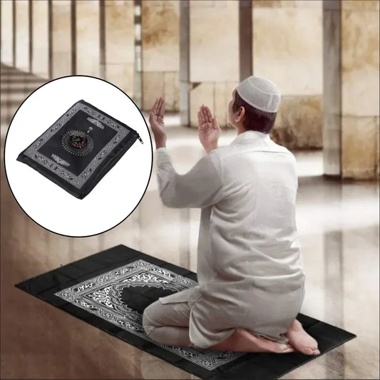 Muslim Prayer Rug with Qibla Compass – Travel-Friendly Anti-Slip Prayer Mat in Pouch